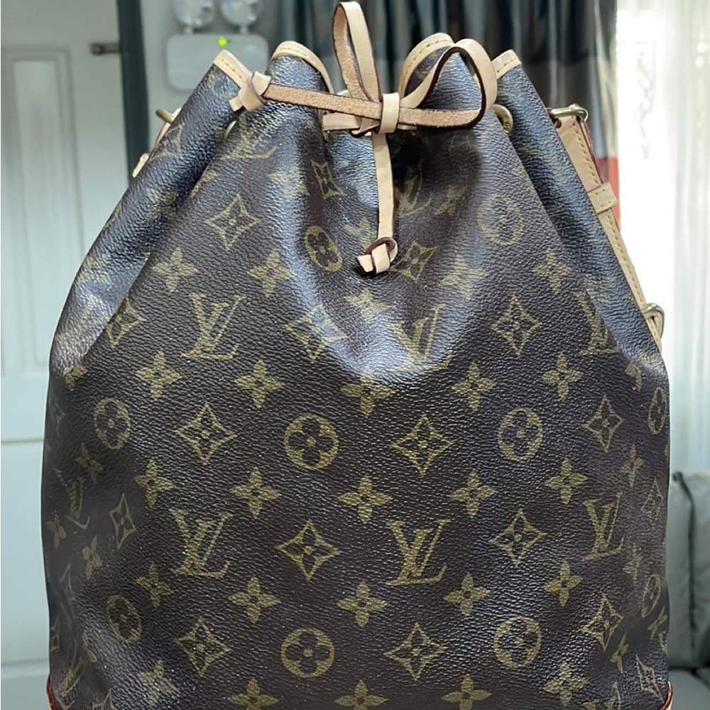 Auth Louis Vuitton GM Noe Newly replaced leather